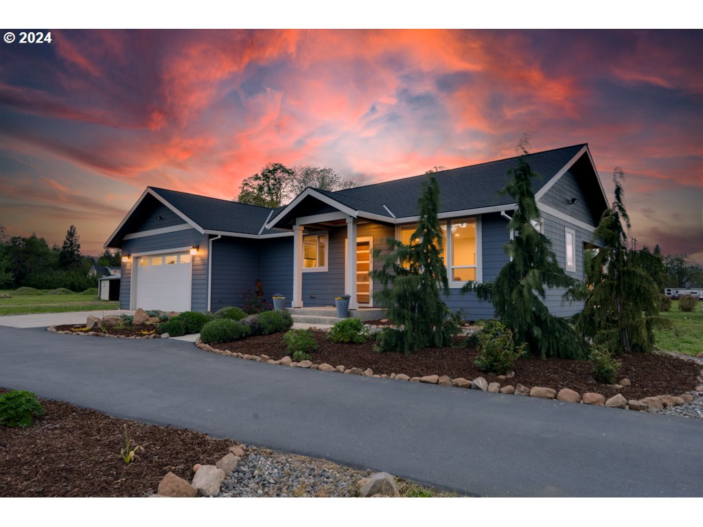 1036 Multnomah Road Hood River, OR 97031 - Photo 7 of 48 Gallery Image 7