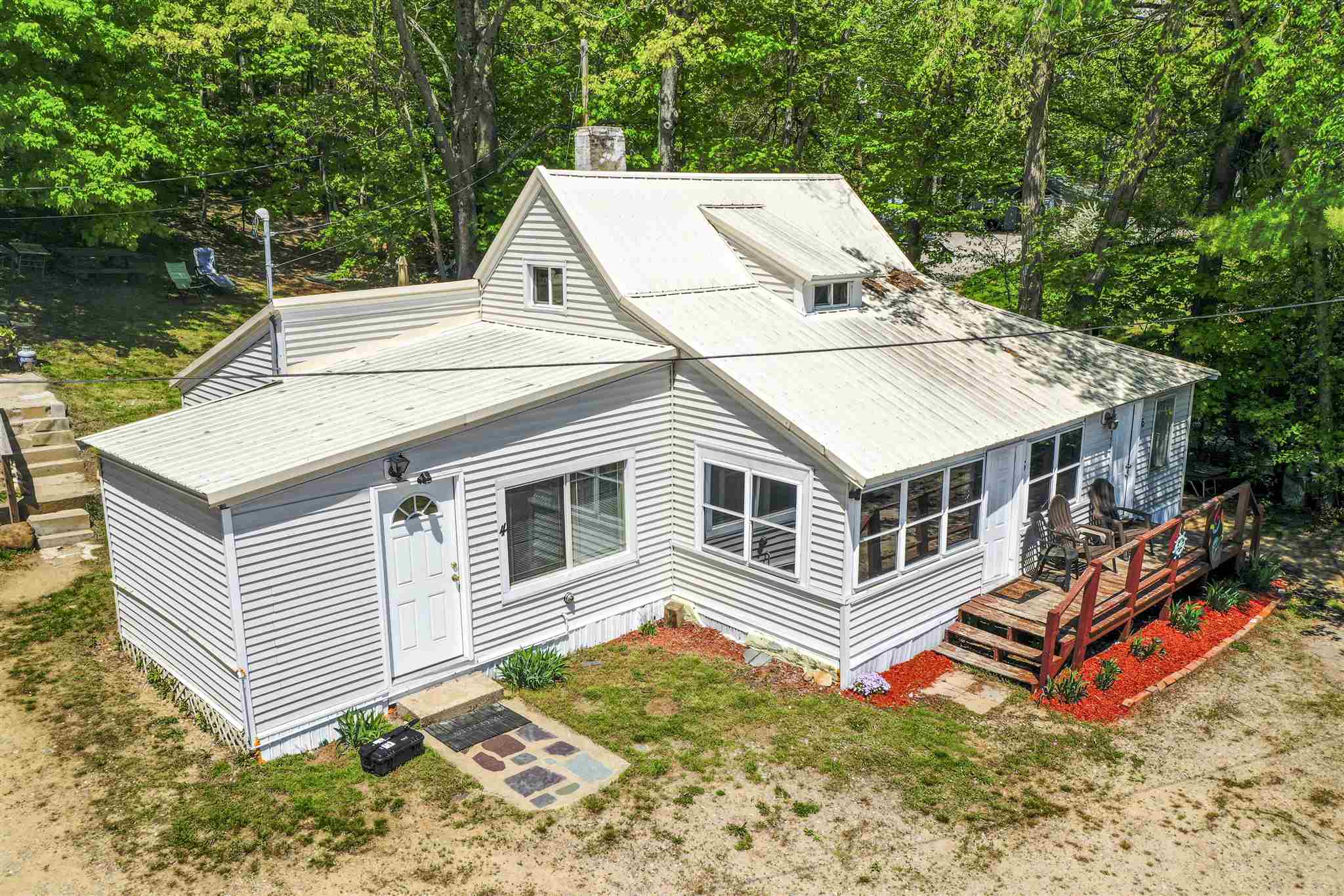 846 Laconia Road, Unit 3 Tilton, NH 03276 - Photo 2 of 40