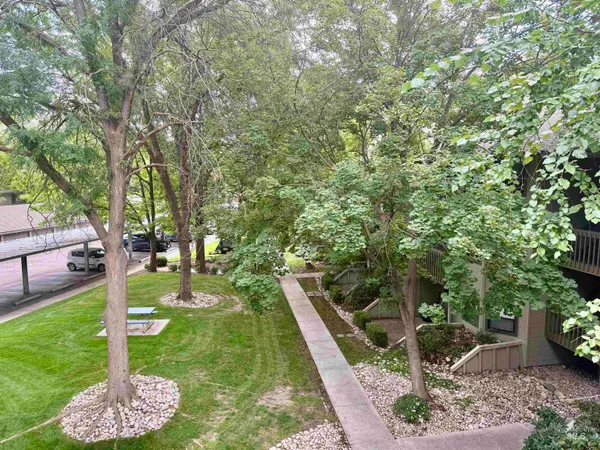 $299,900 | 3757 South Gekeler Lane, Unit 192, Boise, ID 83706