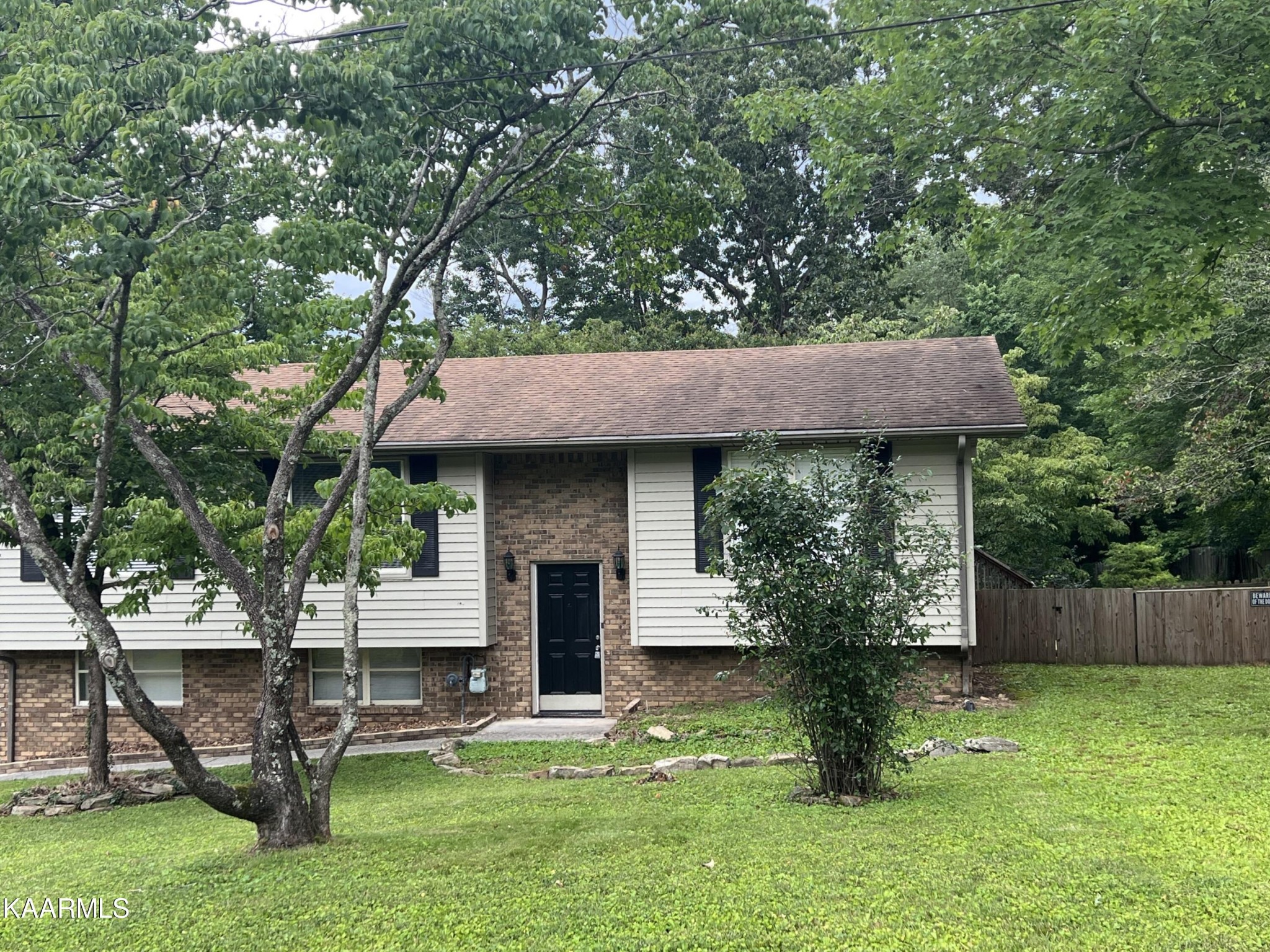 311 Oak Road Powell, TN 37849 - Photo 1 of 22 Gallery Image 1
