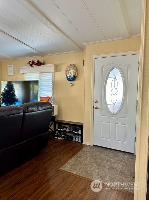 201 Union Avenue Southeast, Unit 11 Renton, WA 98059 - Photo 7 of 33 Gallery Image 7