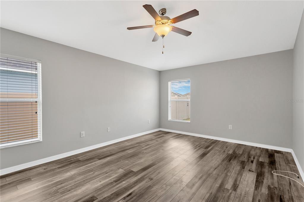 8529 Hunters Fork Loop Ruskin, FL 33573 - Photo 15 of 27