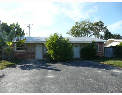 2601 Northeast 18th Terrace Lighthouse Point, FL 33064 - Photo 1 of 1 Primary Photo