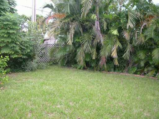 403 Robalo Court Stuart, FL 34996 - Photo 2 of 5 Gallery Image 2