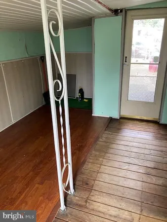 $1,050 | 215 Elder Street, Cumberland, MD 21502