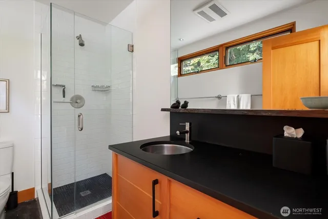 $2,995,000 | 7683 Maxwelton Road, Clinton, WA 98236