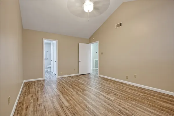 $167,990 | 17163 Beaver Springs Drive, Unit 14, Houston, TX 77090