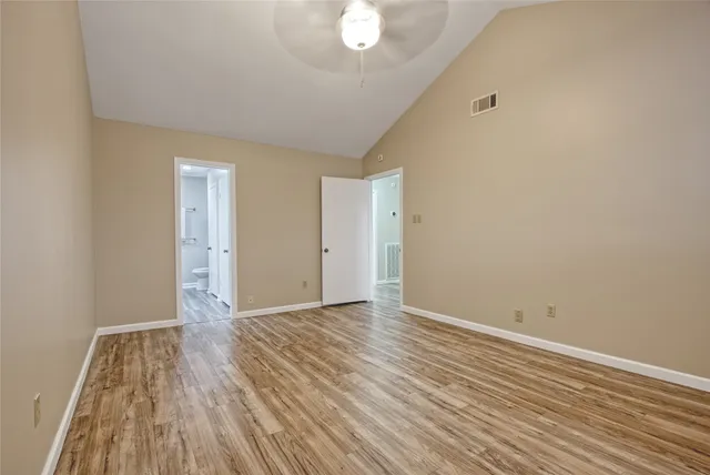 $174,900 | 17163 Beaver Springs Drive, Unit 14, Houston, TX 77090