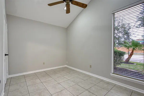 $167,990 | 17163 Beaver Springs Drive, Unit 14, Houston, TX 77090