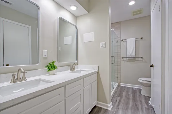 $167,990 | 17163 Beaver Springs Drive, Unit 14, Houston, TX 77090