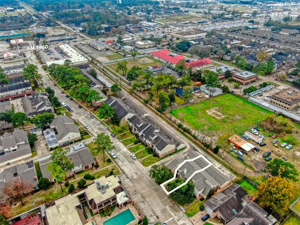 $167,990 | 17163 Beaver Springs Drive, Unit 14, Houston, TX 77090