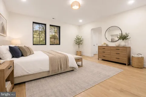 $1,675,000 | 9127 Sligo Creek Parkway, Silver Spring, MD 20901