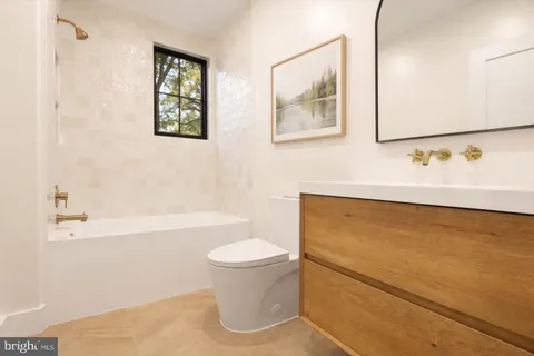 $1,675,000 | 9127 Sligo Creek Parkway, Silver Spring, MD 20901