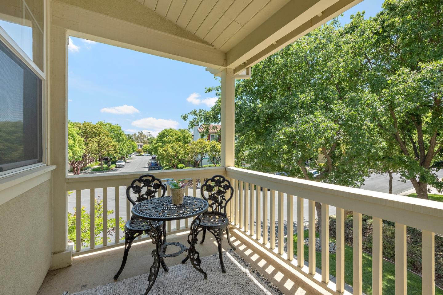 7581 Edinburgh Way Gilroy, CA 95020 - Photo 27 of 38 a view of a balcony with chairs