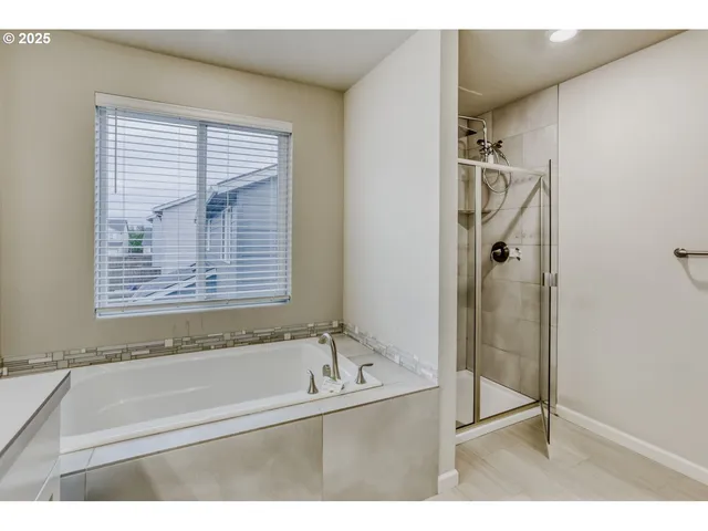 $524,900 | 6433 Southeast 23rd Street, Gresham, OR 97080