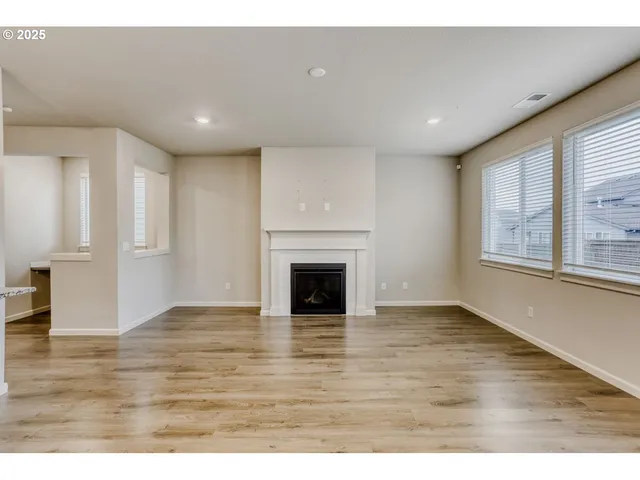 $524,900 | 6433 Southeast 23rd Street, Gresham, OR 97080