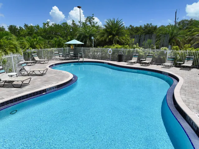 $859,900 | 1530 Ocean Bay Drive, Unit 210, Key Largo, FL 33037