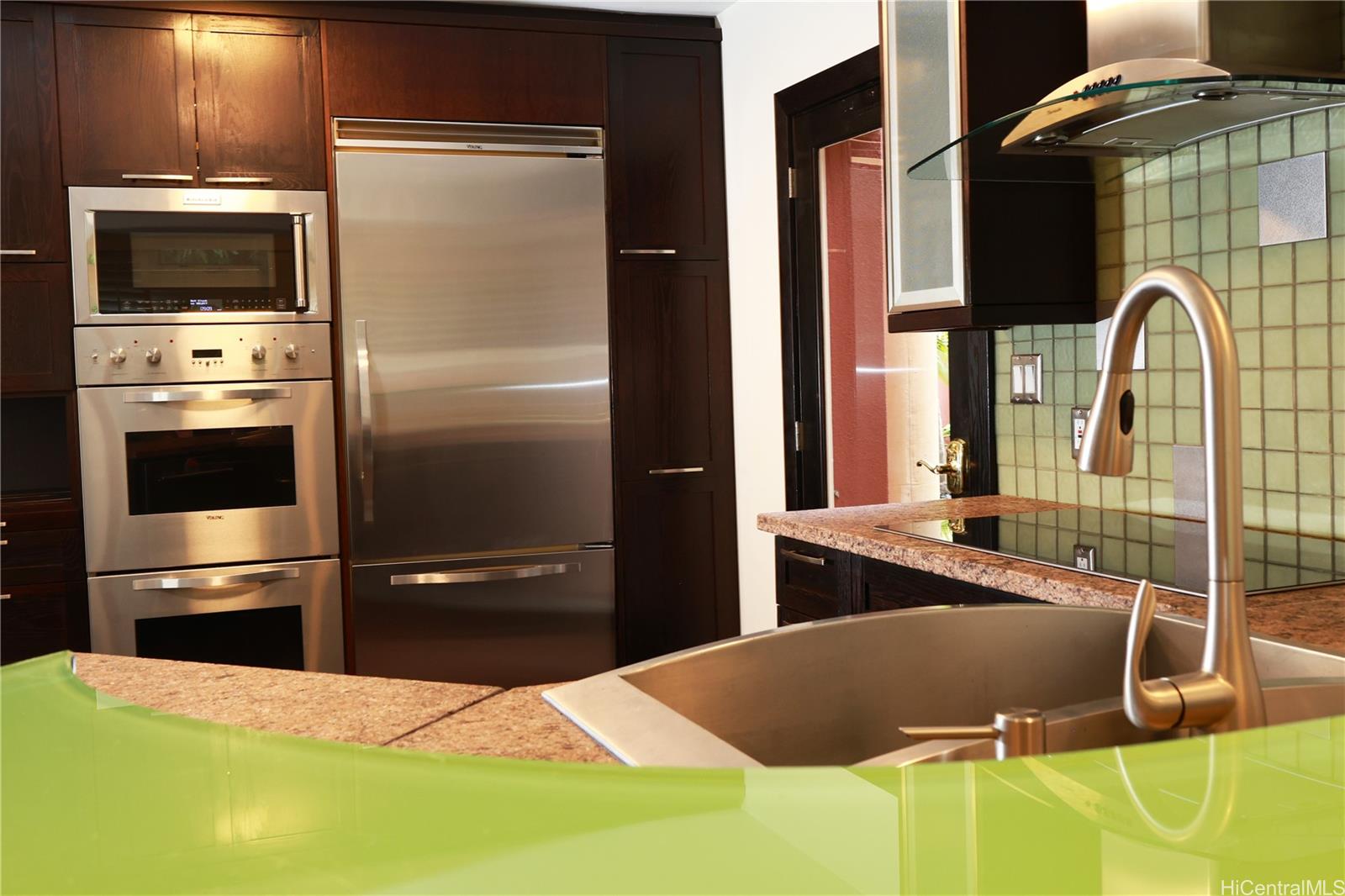 3063 Diamond Head Road Honolulu, HI 96815 - Photo 12 of 25 Contemporary kitchen is clean, functional and offers lots of storage and work areas.