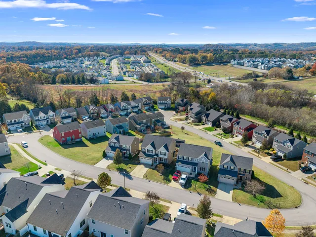 $519,900 | 2706 Orleans Drive, Columbia, TN 38401