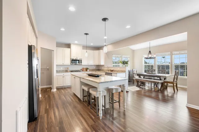 $519,900 | 2706 Orleans Drive, Columbia, TN 38401