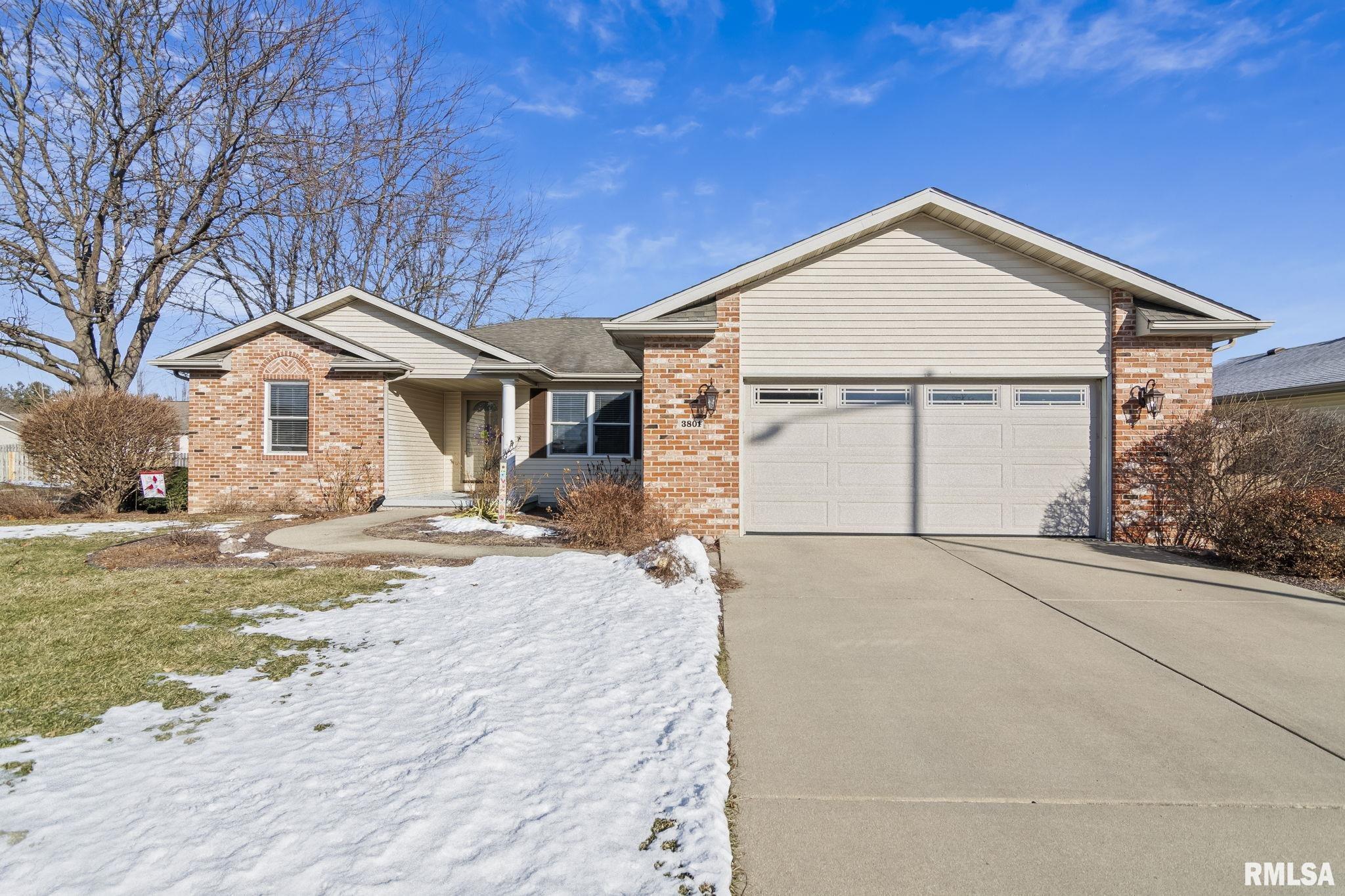 3801 Switchgrass Court Springfield, IL 62712 - Photo 3 of 38
