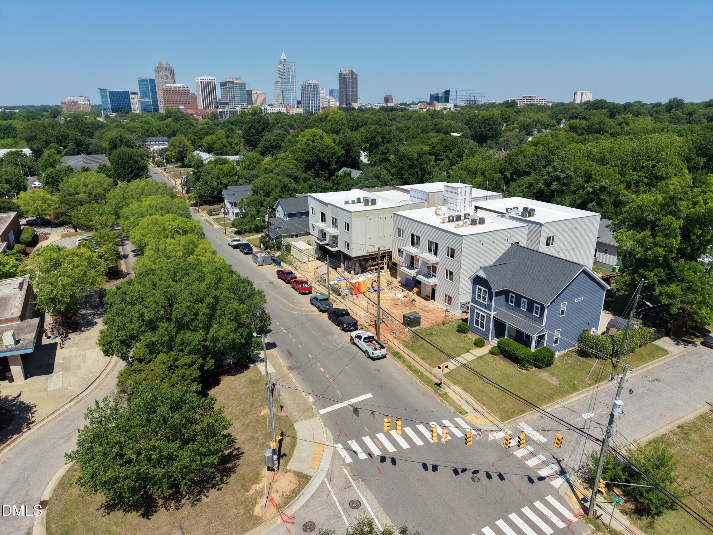 709 East Lenoir Street, Unit 304 Raleigh, NC 27601 - Photo 3 of 13 beyc6a0e0388a4968