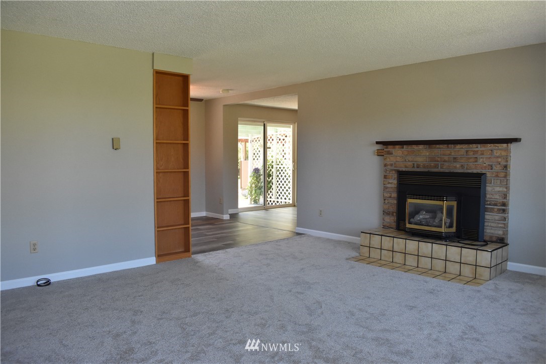 175 West Pole Road Lynden, WA 98264 - Photo 2 of 21