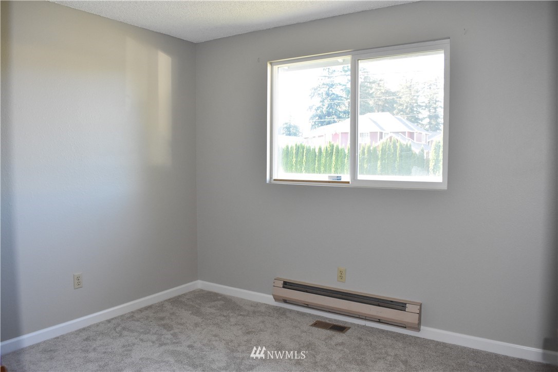 175 West Pole Road Lynden, WA 98264 - Photo 4 of 21