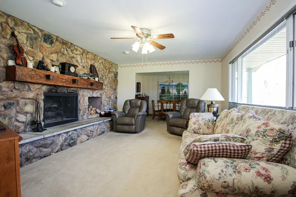 $299,900 | 303 Dahlke Street, North Judson, IN 46366