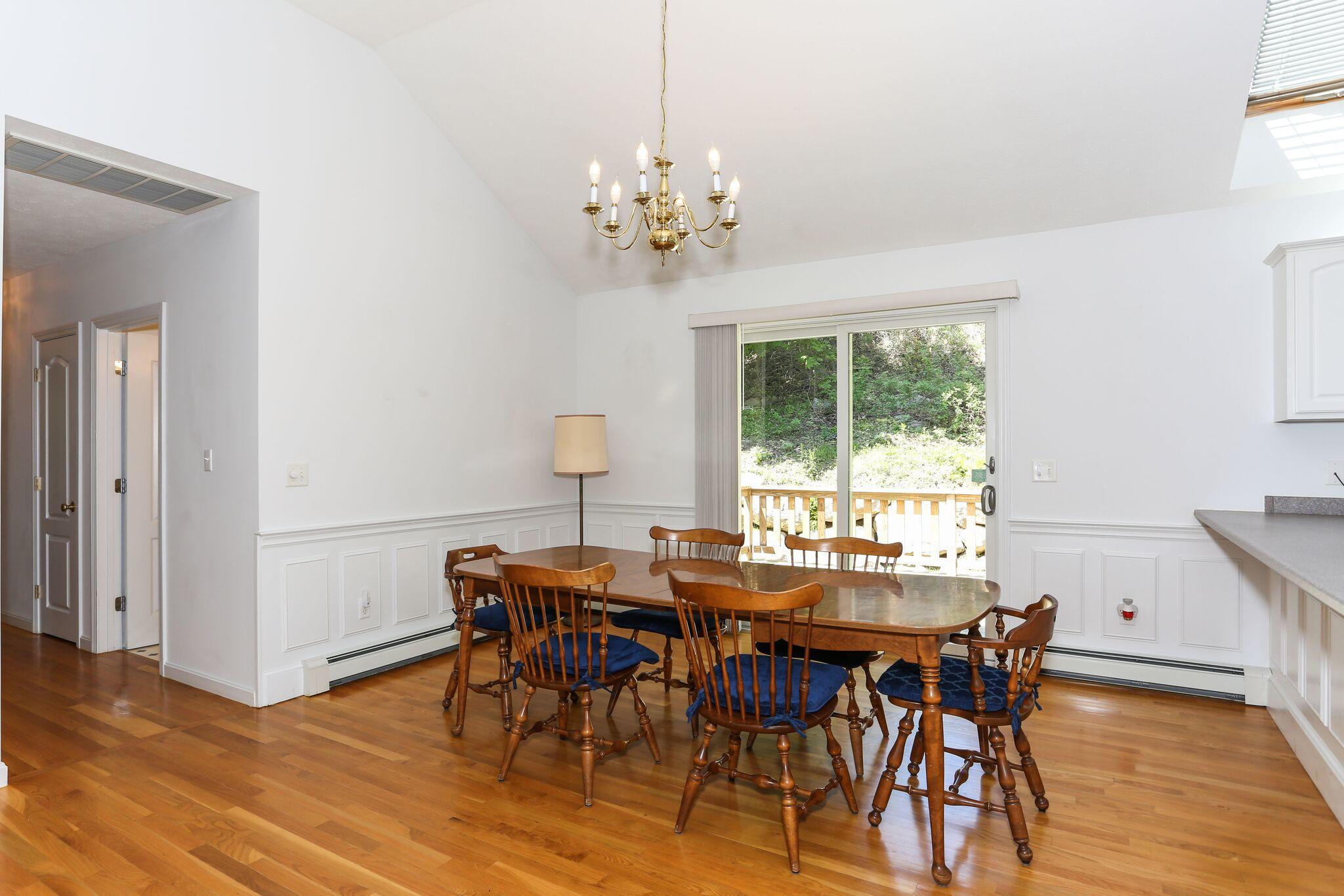 43 Elm Road Falmouth, MA 02540 - Photo 8 of 23 43ElmLR-10