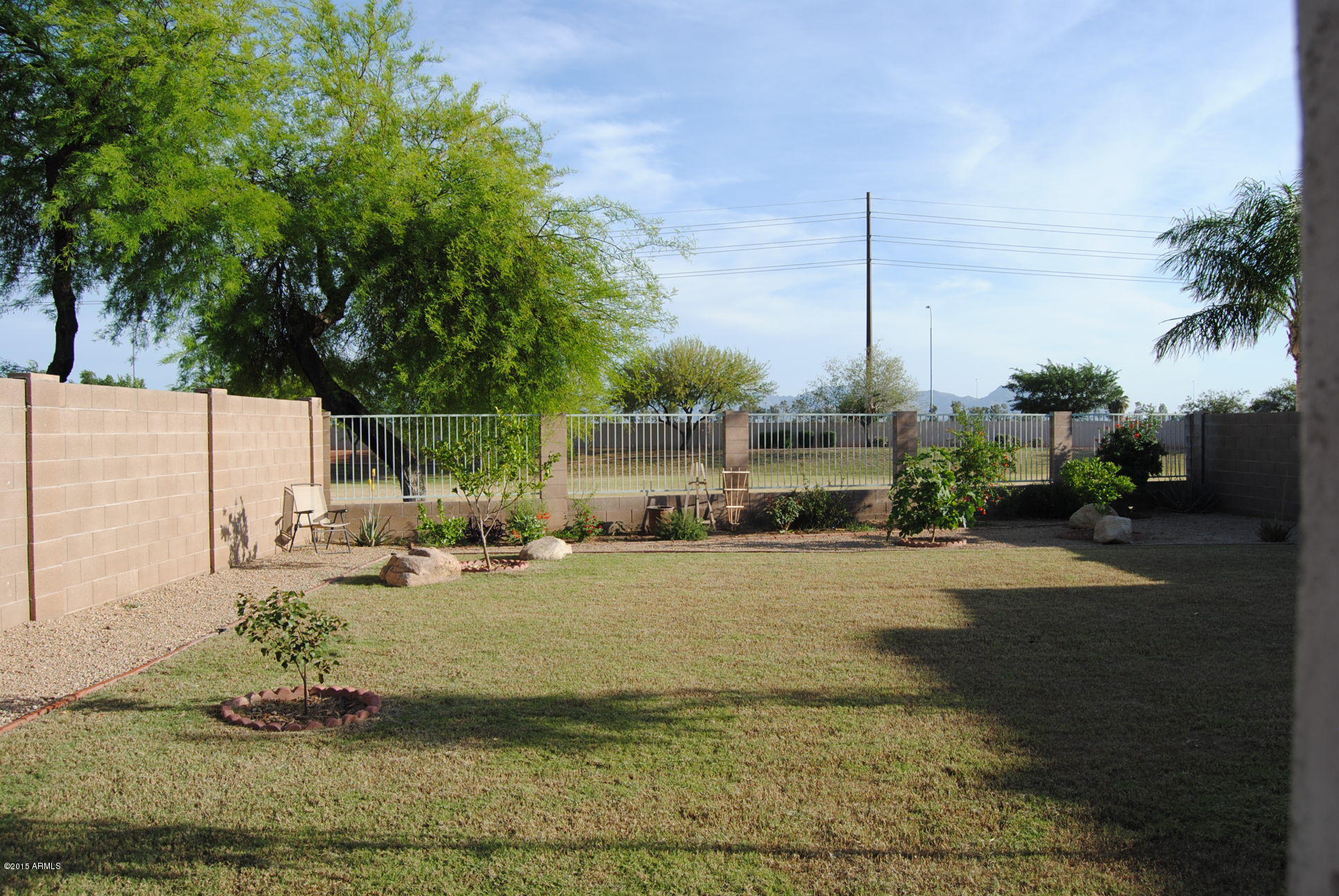 11025 West Almeria Road Avondale, AZ 85392 - Photo 21 of 31 Relax or Play