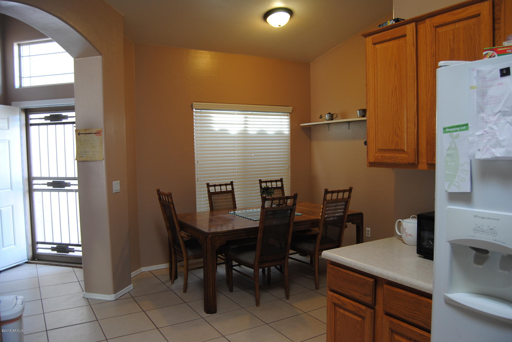 11025 West Almeria Road Avondale, AZ 85392 - Photo 4 of 31 Eat In Kitchen