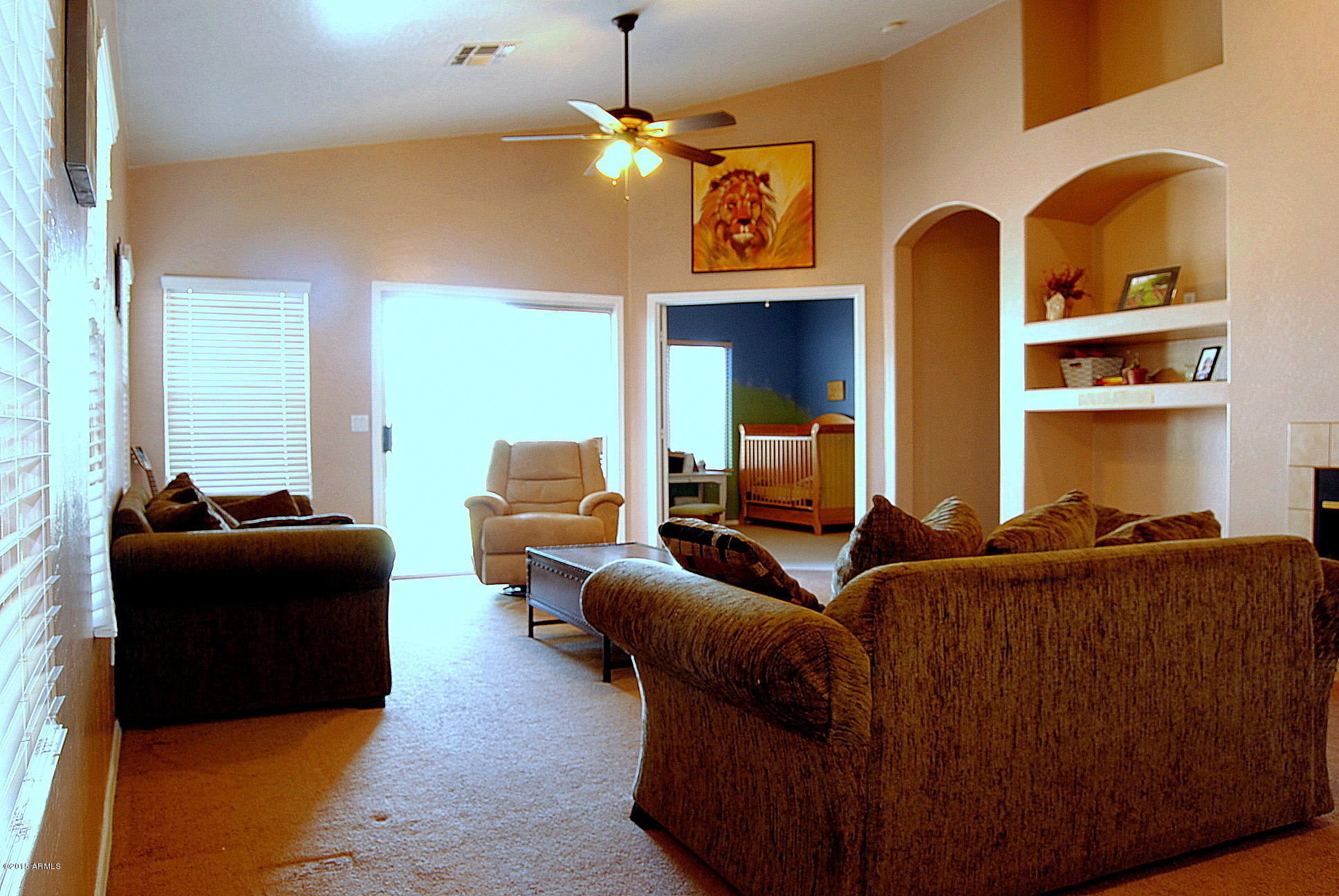 11025 West Almeria Road Avondale, AZ 85392 - Photo 8 of 31 Living Room/Greatroom