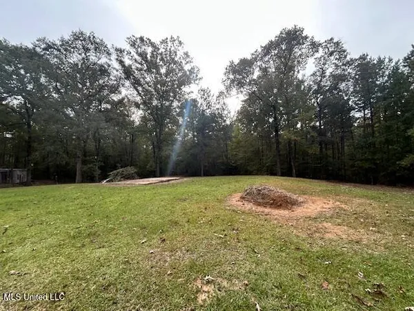 $69,500 | 3021 Garden City Road, Roxie, MS 39661