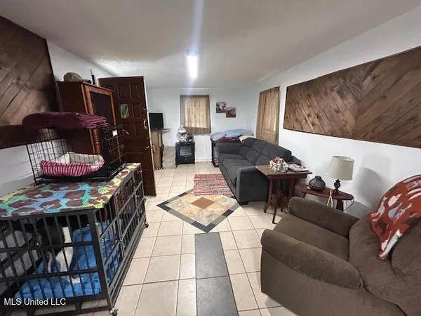 $69,500 | 3021 Garden City Road, Roxie, MS 39661