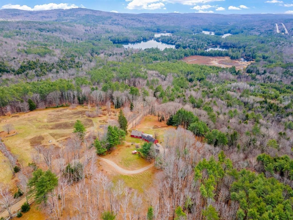 195 Pinnacle Ridge Road Meredith, NH 03269 - Photo 4 of 32