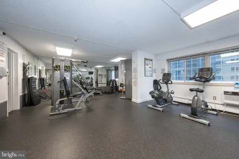 $135,000 | 1900 John F Kennedy Boulevard, Unit 818, Philadelphia, PA 19103