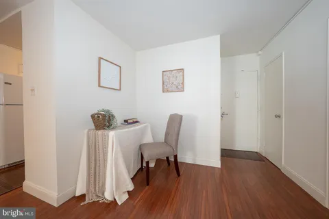 $135,000 | 1900 John F Kennedy Boulevard, Unit 818, Philadelphia, PA 19103