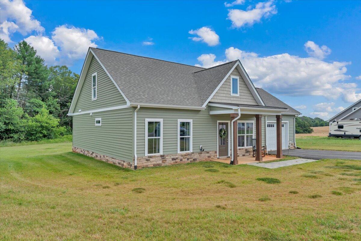 1581 Burnt Chimney Road Wirtz, VA 24184 - Photo 40 of 44 40-MIB03111