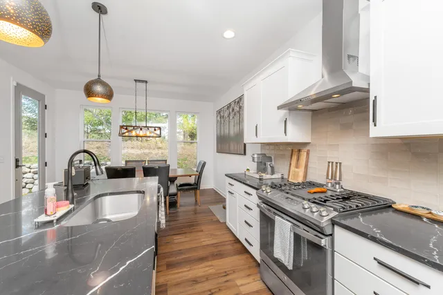 $439,900 | 4228 Corvo Trace, Kalamazoo, MI 49009