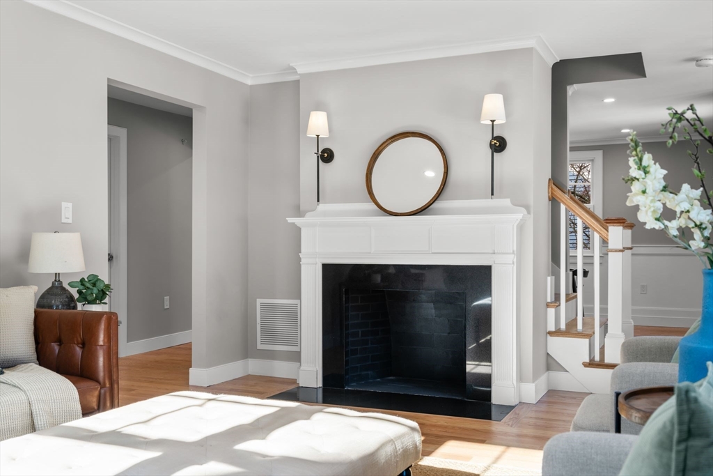 68 Brantwood Road Arlington, MA 02476 - Photo 5 of 42 Gallery Image 5