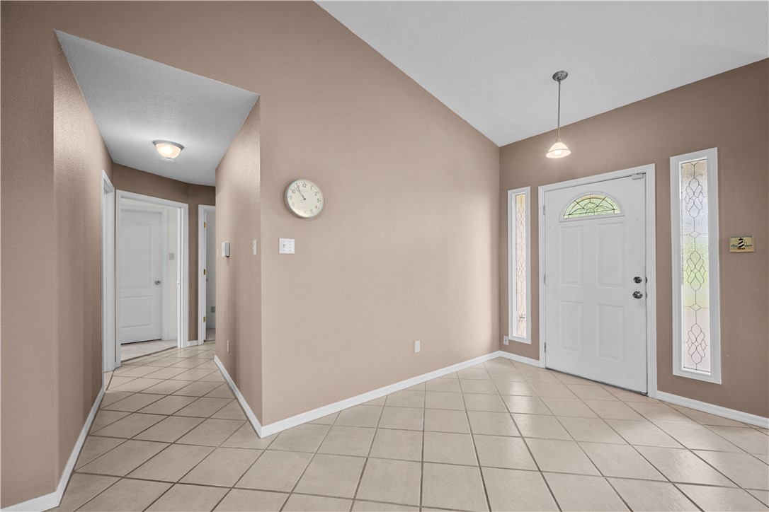 501 Jane Street Corpus Christi, TX 78418 - Photo 13 of 39 a view of an empty room