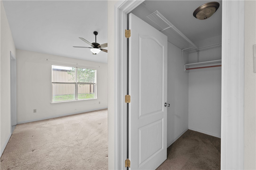 501 Jane Street Corpus Christi, TX 78418 - Photo 19 of 39 an empty room with a window
