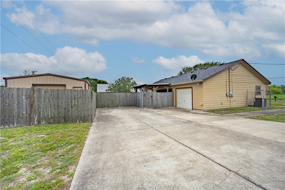 501 Jane Street Corpus Christi, TX 78418 - Photo 26 of 39 a view of a backyard of the house