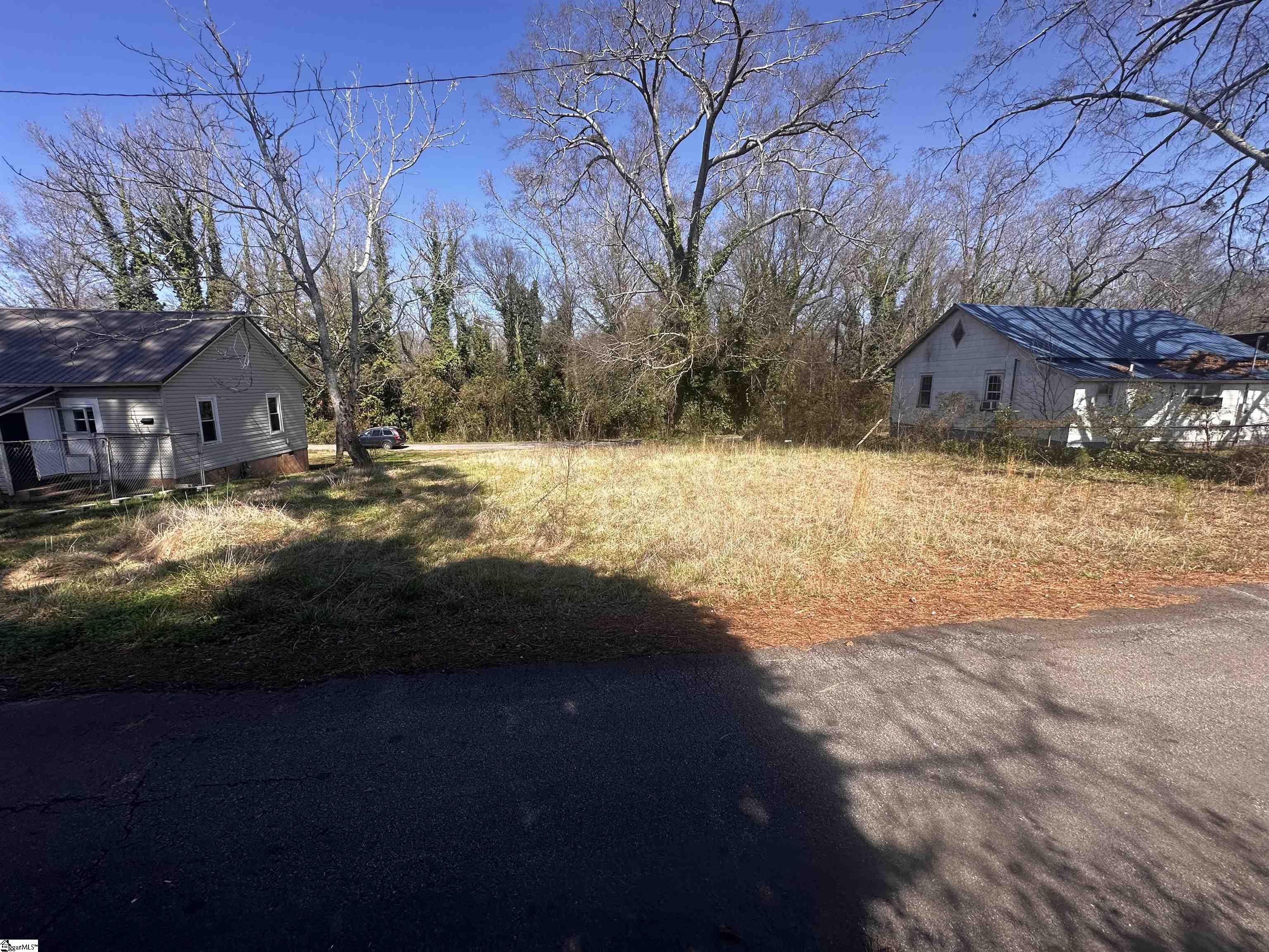 912 Pickens Street Anderson, SC 29621 - Photo 2 of 7