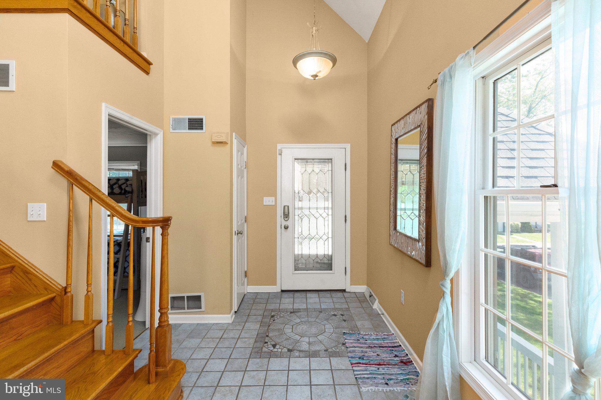 21 Heisler Avenue North East, MD 21901 - Photo 5 of 55 a view of an entryway with livingroom