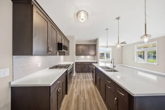 $399,900 | 437 Stearn Drive, Unit 437, Genoa, IL 60135