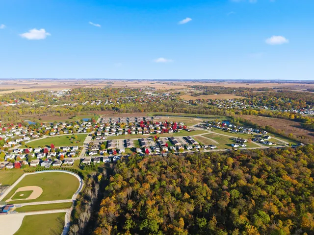 $399,900 | 437 Stearn Drive, Unit 437, Genoa, IL 60135