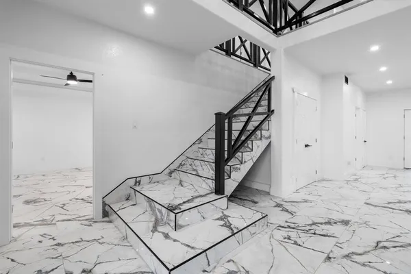 a view of entryway