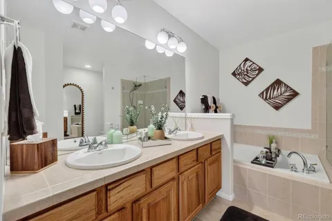 $534,900 | 610 Clarendon Loop, Castle Pines, CO 80108
